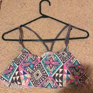 Cute flowy geometric print bikini top